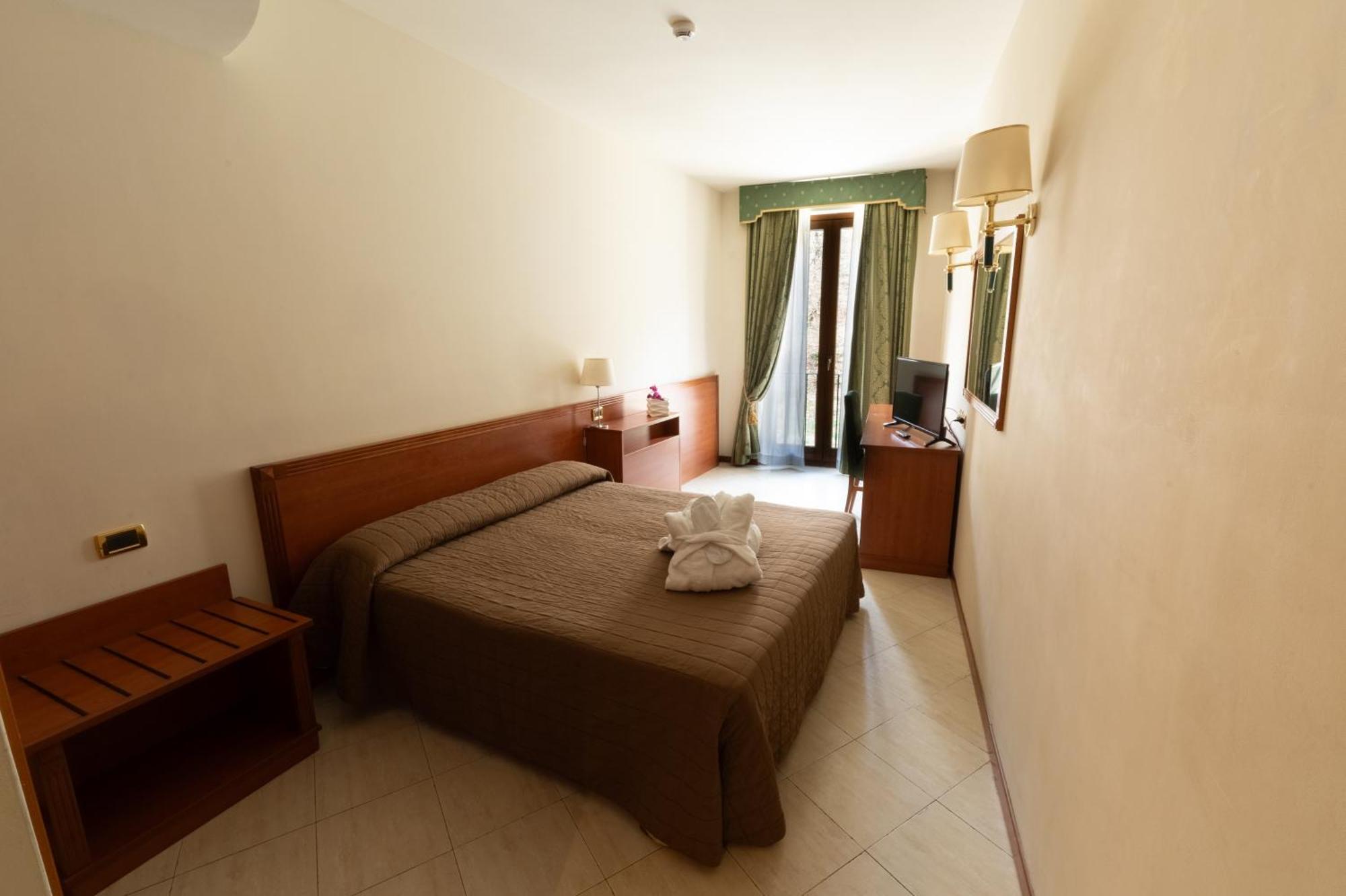 Grand Hotel Elite Cascia Exterior foto