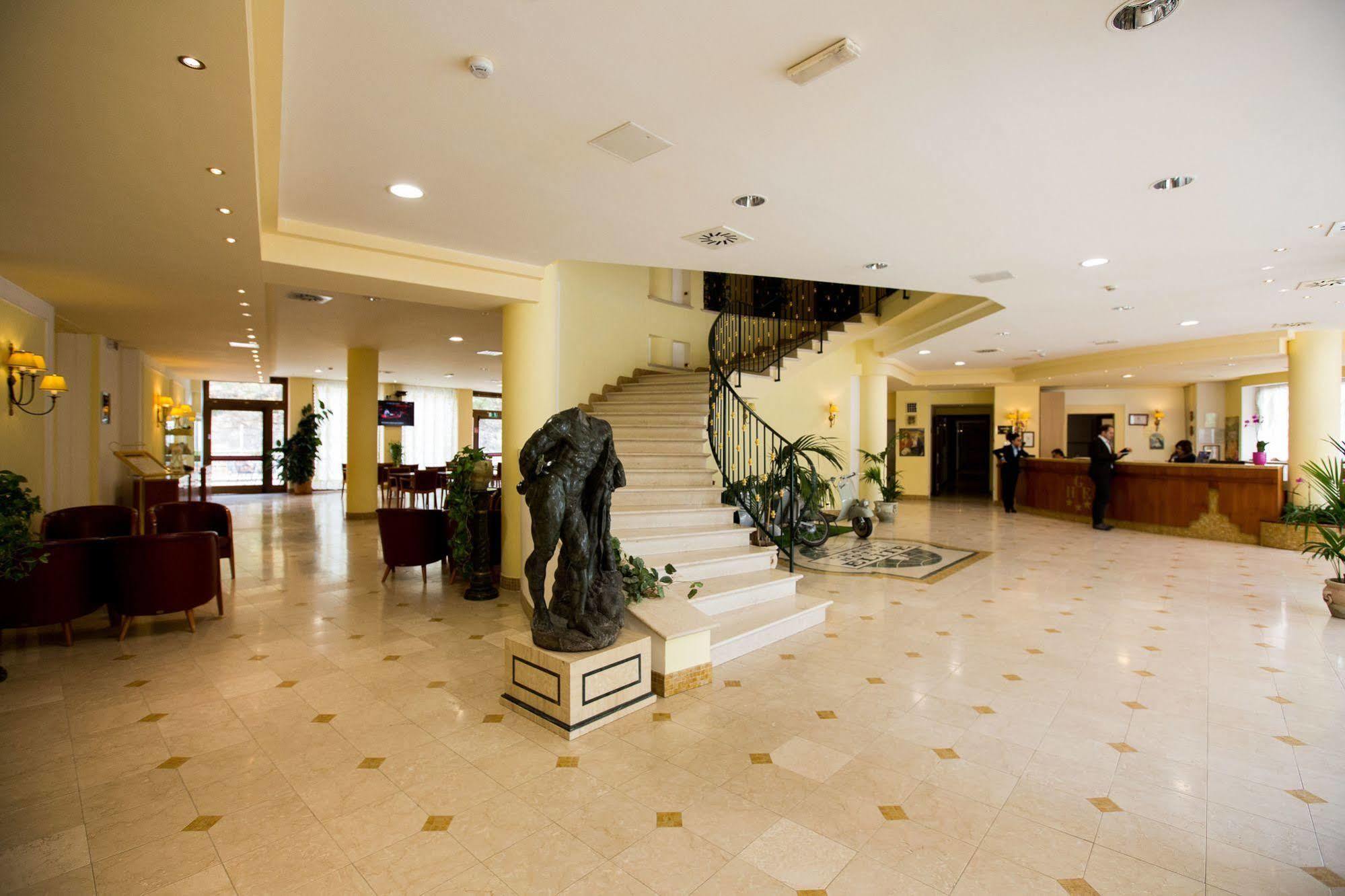Grand Hotel Elite Cascia Exterior foto